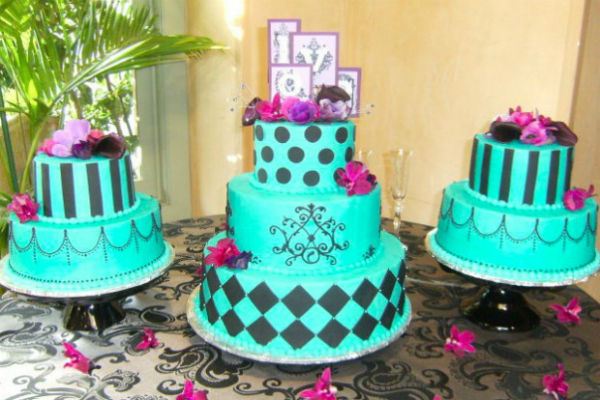 http://www.ocwedding.org Aqua On Table Wedding Cake Ideas Bakery Orange County Wedding Cakes