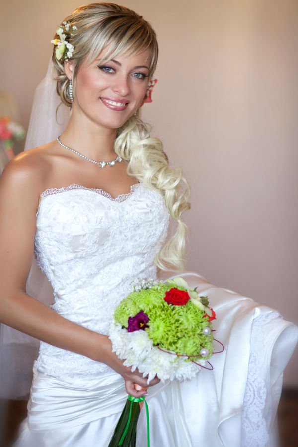 Informal Beach Wedding Dresses In Laguna Beach