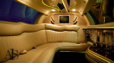 Arrive In Style Limousine In Laguna Niguel Ca