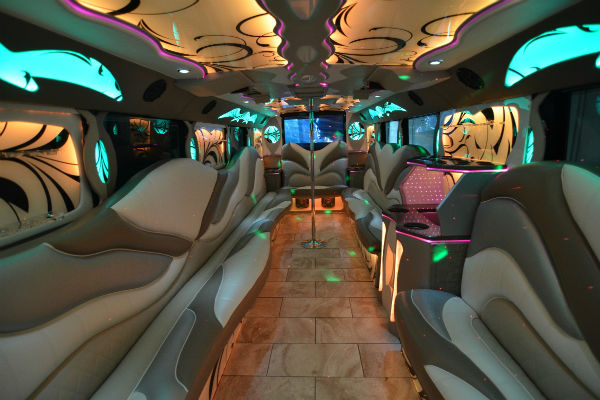 OC Limo Bus Transportation In Costa Mesa