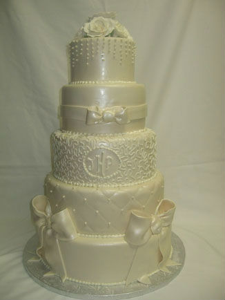 Creative Cakes Wedding Cakes In The City Of Orange Ca