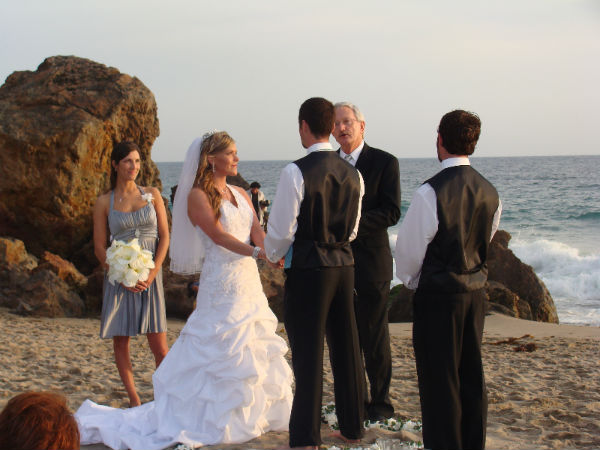 Orange County Wedding Officiant Wholly Ignited In Mission Viejo Ca