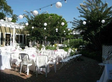 The Pelican Courtyard Wedding Venue In Newport Beach